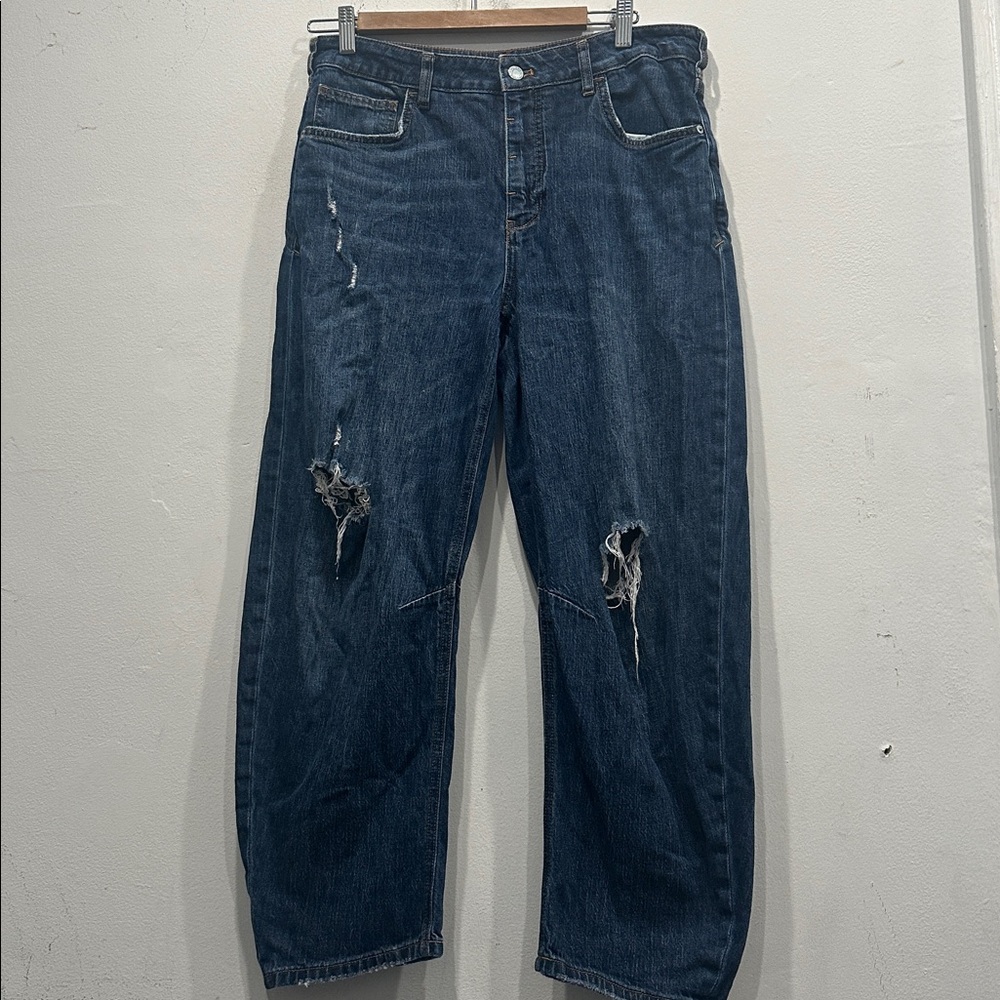 Anthropologie Pilcro The Bow Boyfriend Jeans distressed medium blue 30 petite